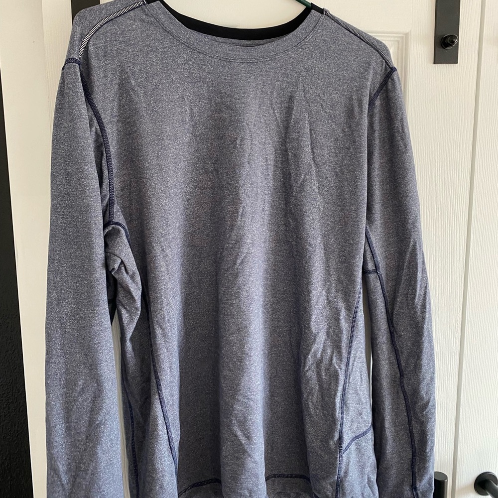 Thermal long sleeve size large Lululemon